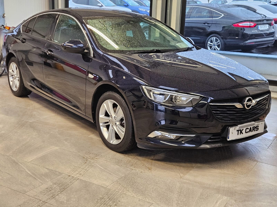 2017 Opel Insignia 1.6 (136PS) Turbo D ecoTEC SRi €10,950