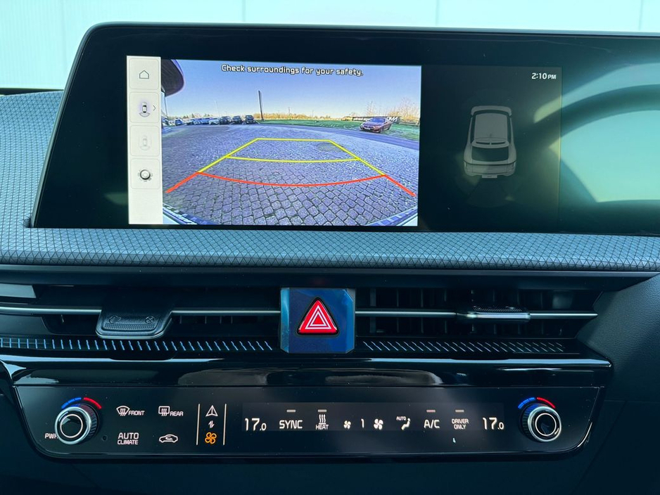 2025 Kia EV6 - image 17