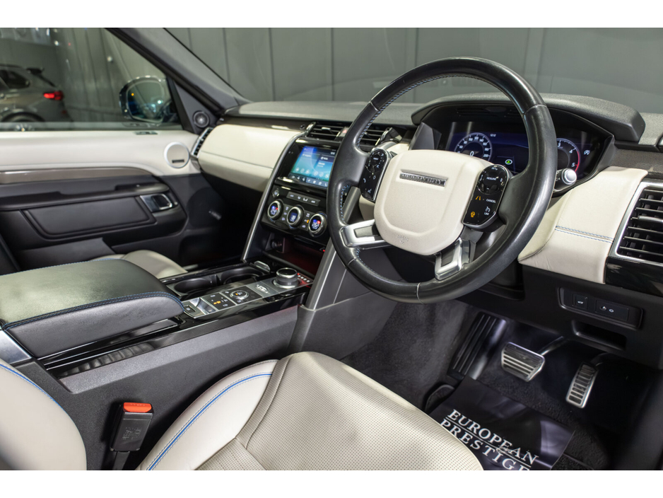 2020 Land Rover Discovery  €49,950