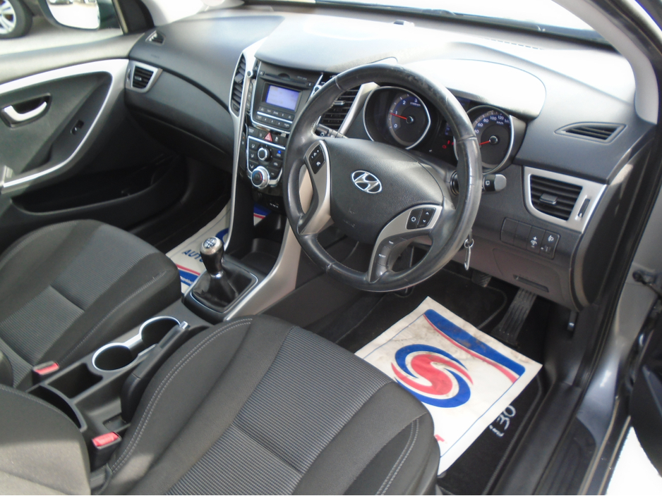 2016 Hyundai Tucson - image 7