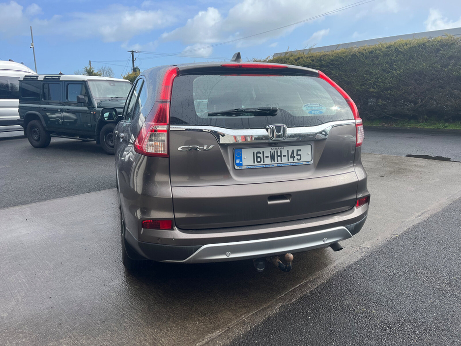 2016 Honda CR-V - image 9