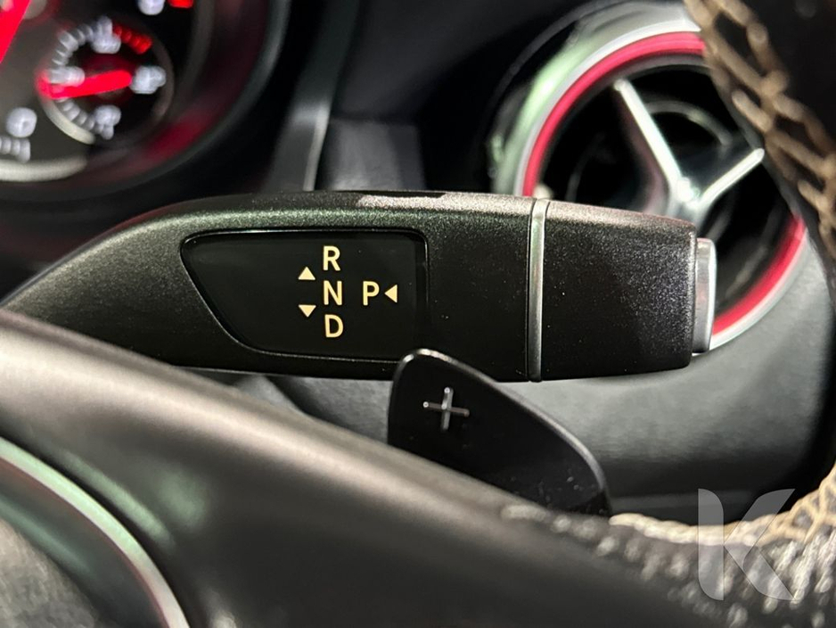 2017 Mercedes-Benz GLA Class - image 18