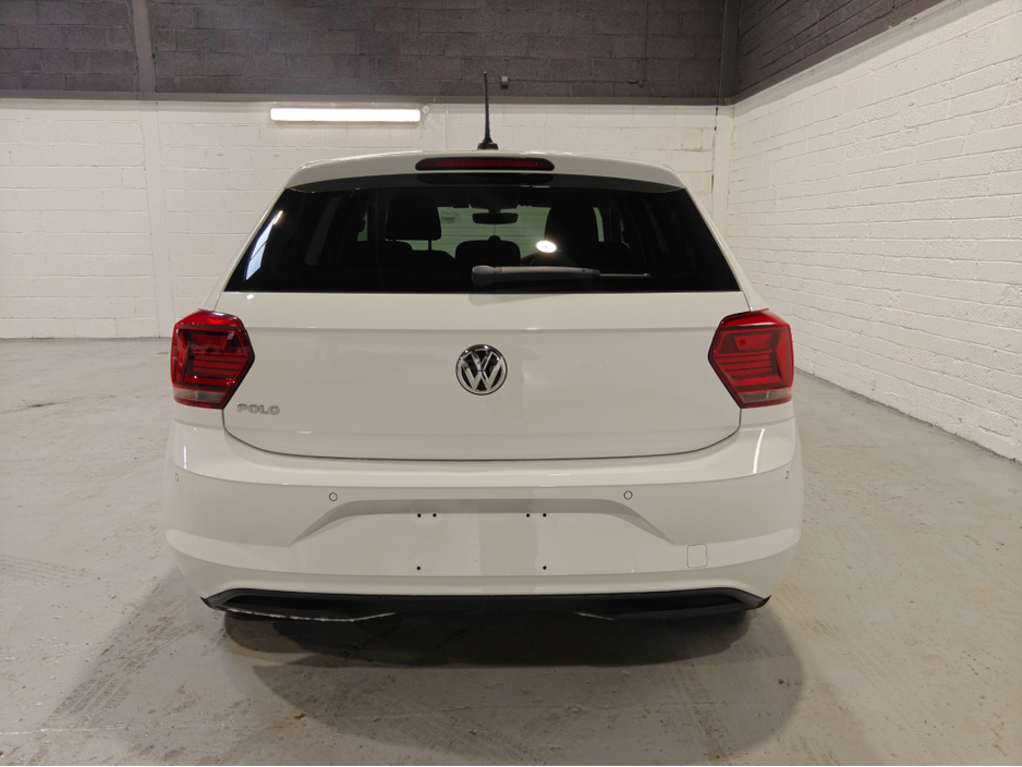 2018 Volkswagen Polo - image 7