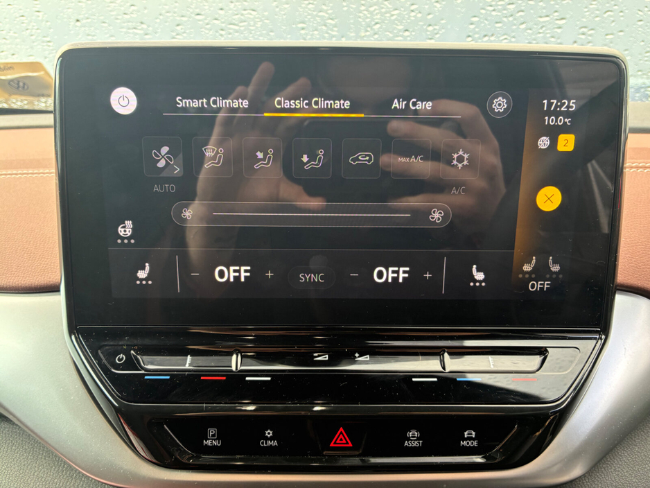 2024 Volkswagen ID.4 - image 8