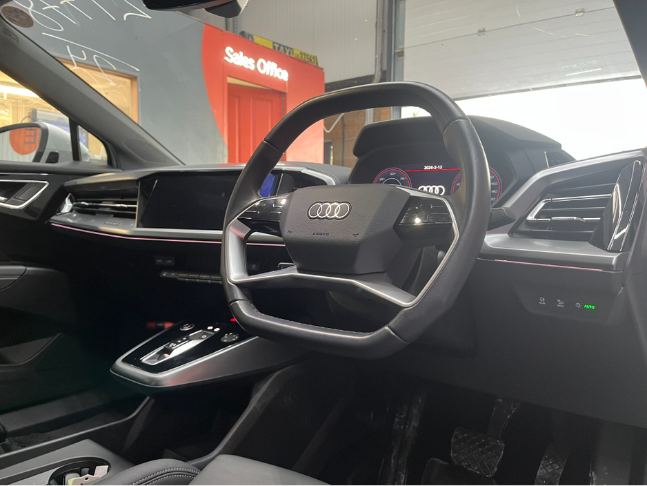 2024 Audi Q4 e-tron €39950! 2024 AUDI Q4 E-TRON SPORTBACK ELECTRIC AUTOMATIC / CRUISE CONTROL / 360° PARKING CAMERA / HEATED SEATS / APPLE CARPLAY / PADDLE SHIFTERS / AMBIENT LIGHTS €39,950