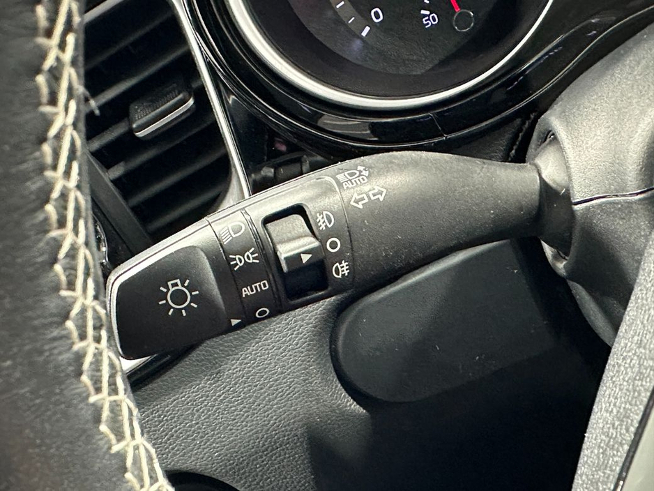 2024 Kia Ceed - image 16