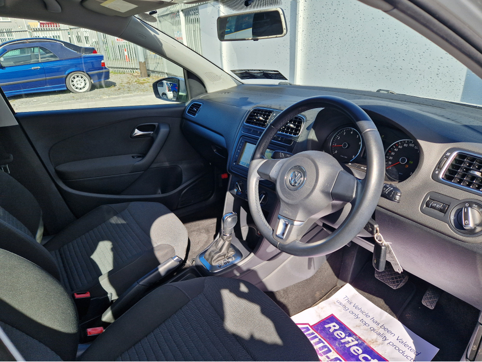 2013 Volkswagen Polo - image 15