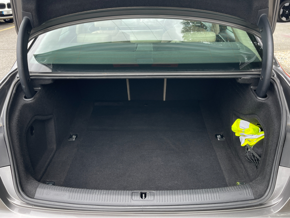 2021 Audi A4 - image 22