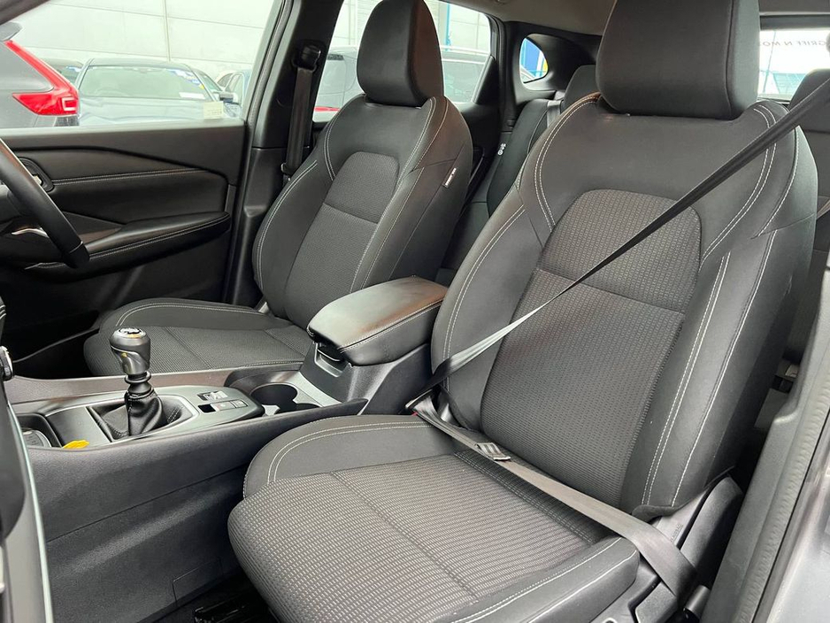 2023 Nissan Qashqai SV 1.3 // FULL SERVICE HISTORY // VERY LOW MILEAGE // APPLE CARPLAY €26,900