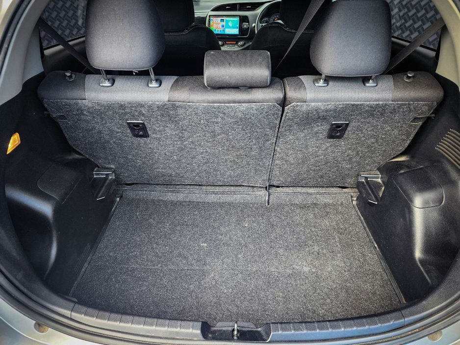 2020 Toyota Vitz - image 16