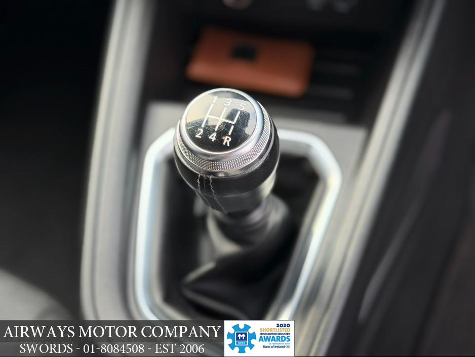 2021 Renault Clio ICONIC 1.0T MANUAL - LOW KMS €14,995