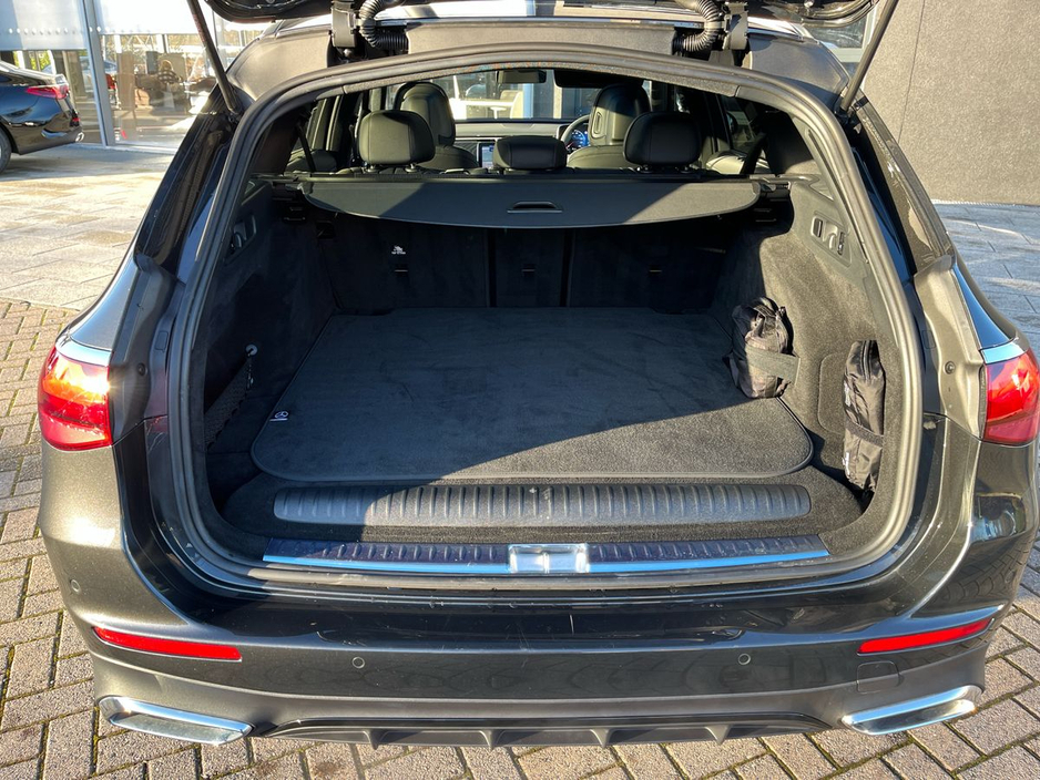 2025 Mercedes-Benz E Class E 300DE AMG Line Plus Estate - Twin Sunroof €89,950