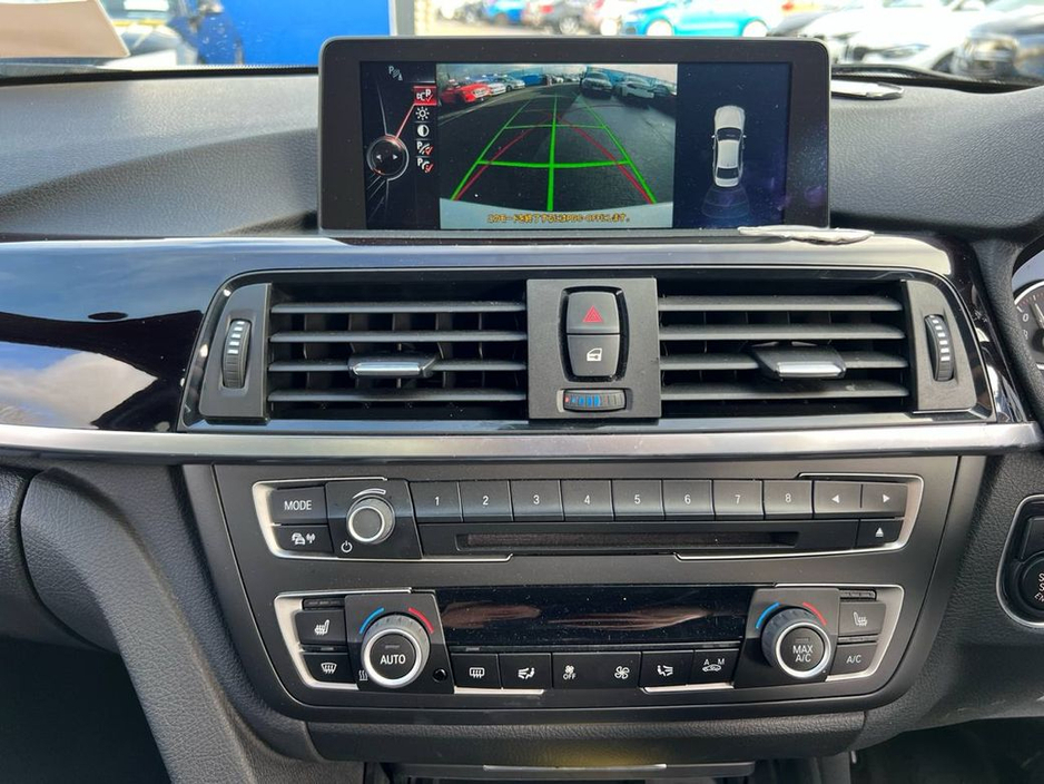 2015 BMW 3 Series 320d M-SPORT COMPETITION // FULL SERVICE HISTORY // LANE ASSIST // HEATED LEATHER SEATS €18,750