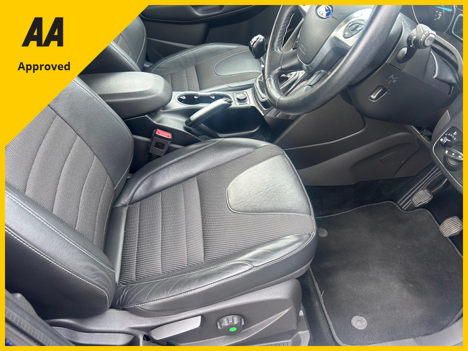 2015 Ford Kuga - image 9