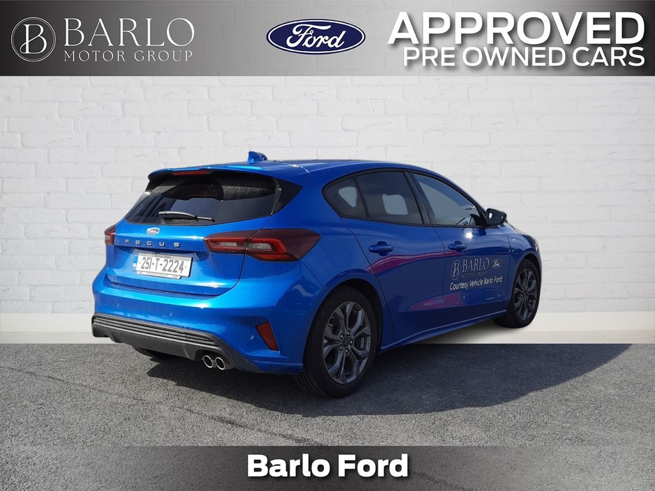 2025 Ford Focus - image 8