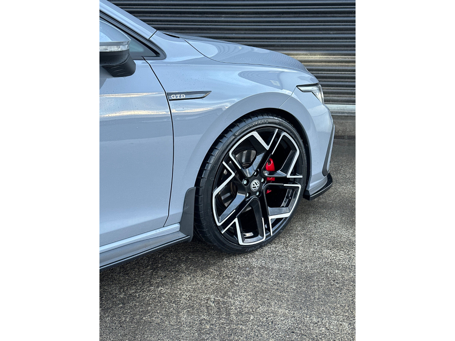 2024 Volkswagen Golf  €45,995