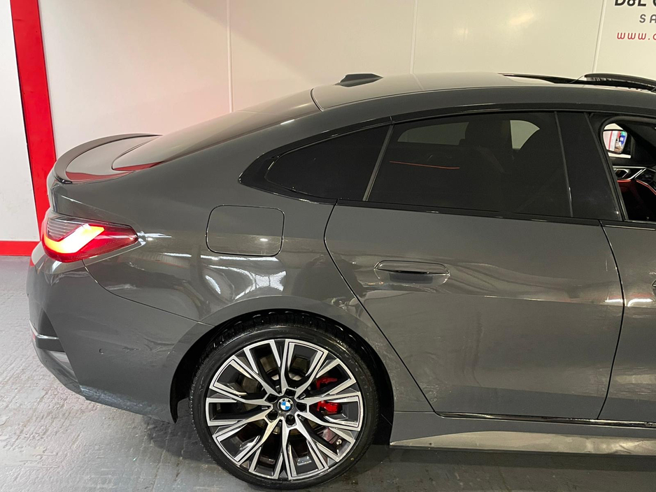 2022 BMW 4 Series - image 9