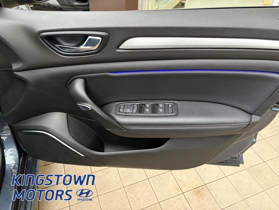 2019 Renault Megane Sport Tourer Iconic €13,995