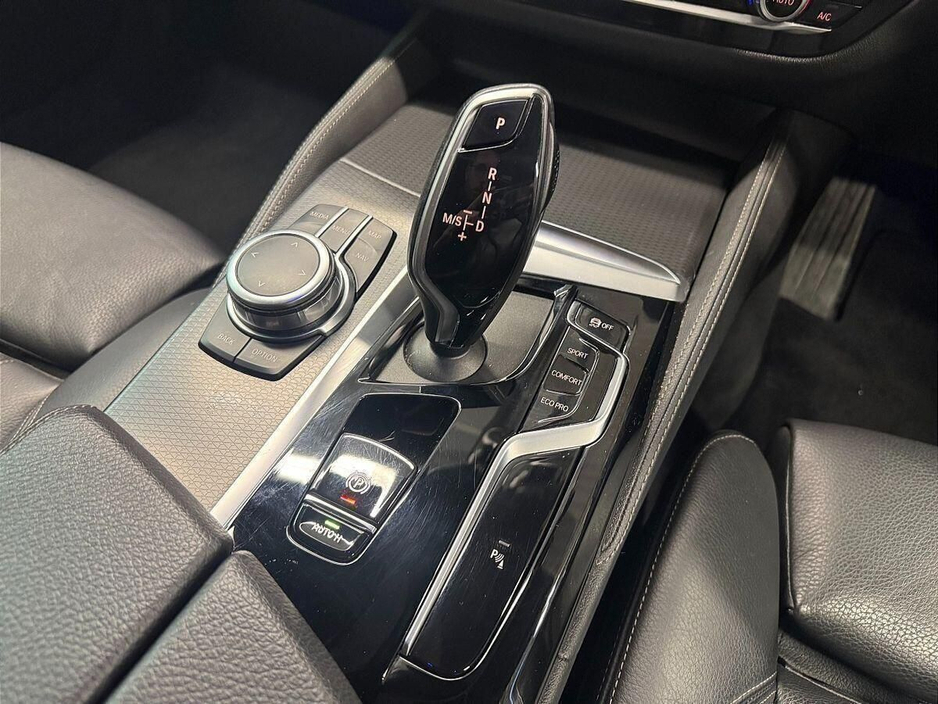 2022 BMW 5 Series 520d M Sport Saloon €42,975
