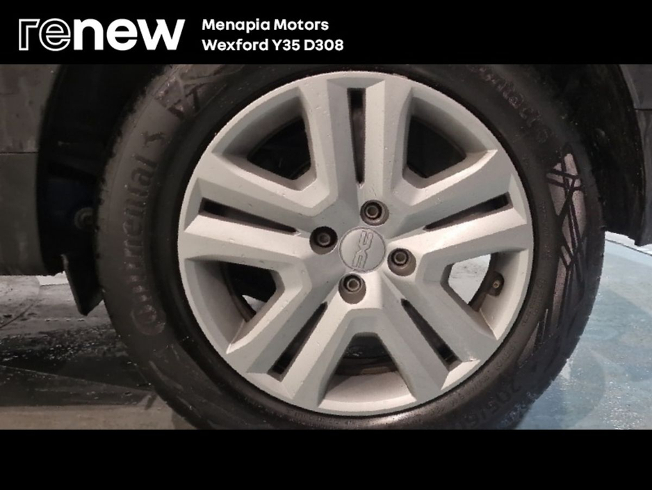 2023 Dacia Sandero Stepway - image 9