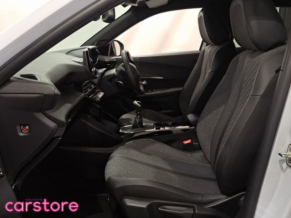 2024 Peugeot 2008 - image 9