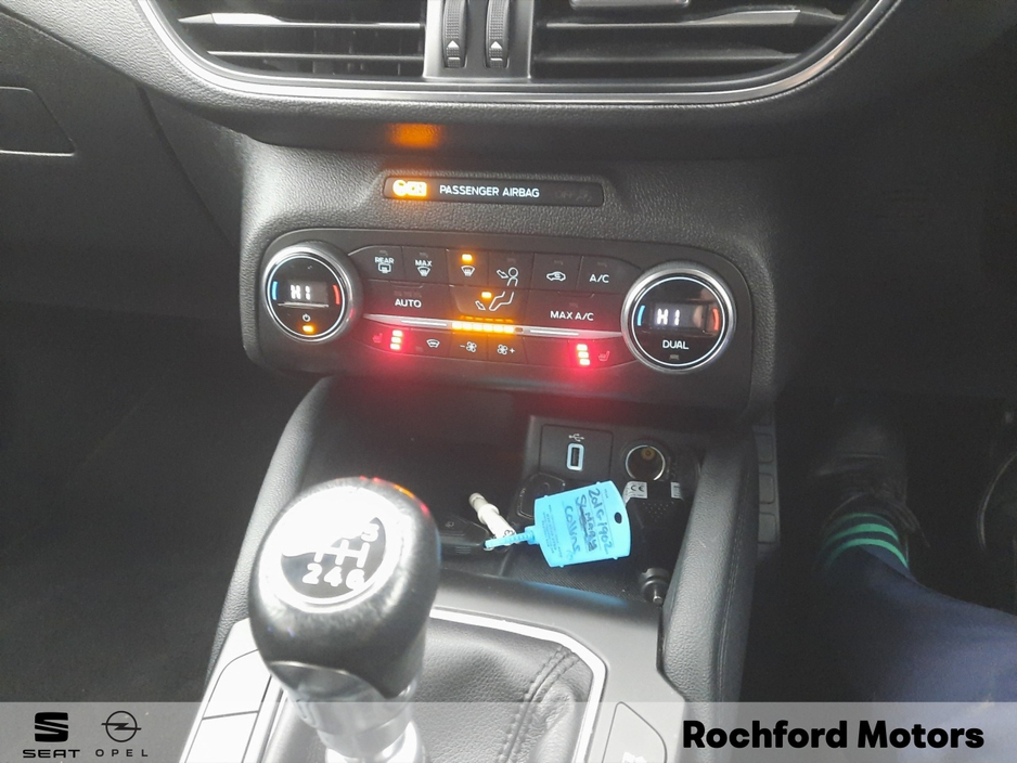 2020 Ford Focus - image 13