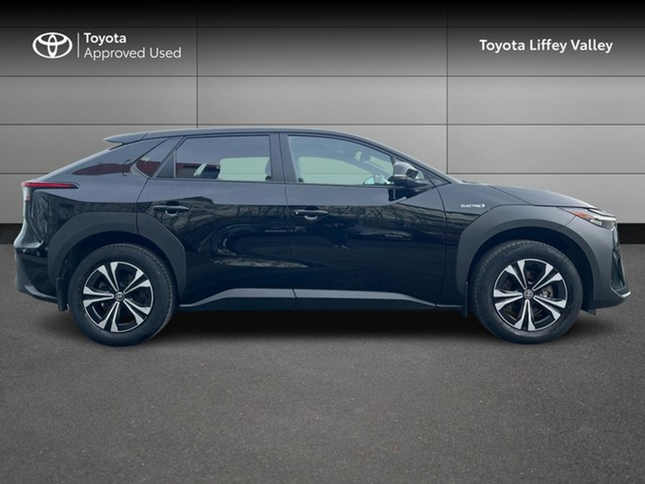 2024 Toyota bZ4X - image 3