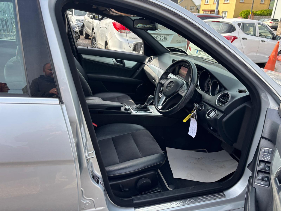 2014 Mercedes-Benz C Class - image 9