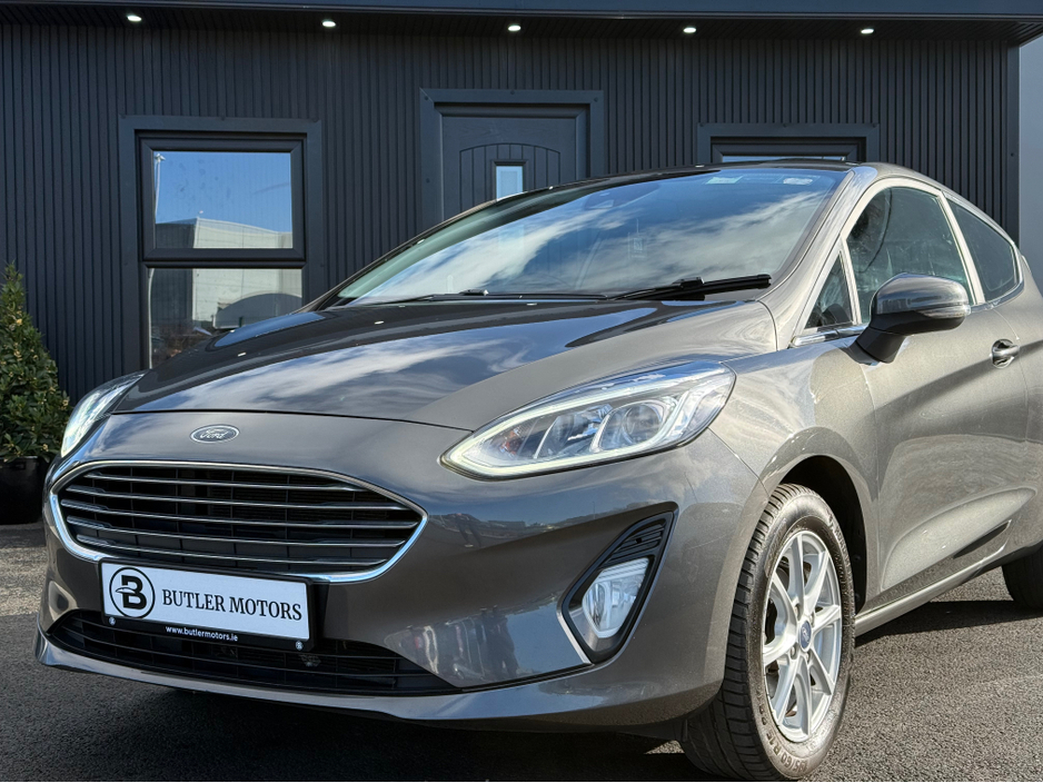 2018 Ford Fiesta - image 7