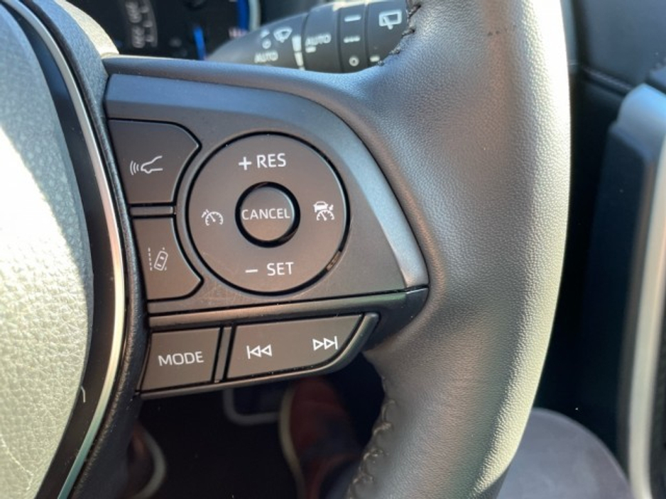 2022 Toyota Rav4 - Luna Edition - 2.5 Hybrid - Automatic - 1 Previous Owner - NCT Approved 2028 - EUR 200 Road Tax // Remote Central Locking // Front Electric Windows // Rear Electric Windows // Electric Mirrors // Po €35,899