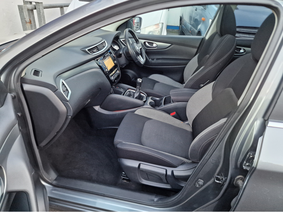 2018 Nissan Qashqai LOW MILES-N-CONNECTA-PAN.ROOF-CAMERAS- €14,450