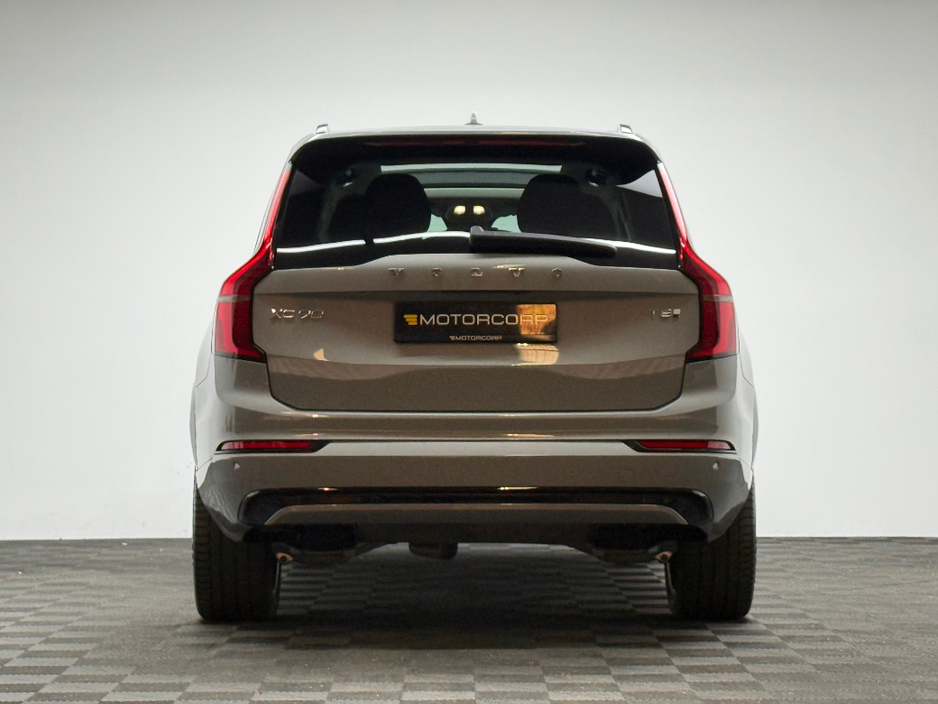 2025 Volvo XC90 - image 6