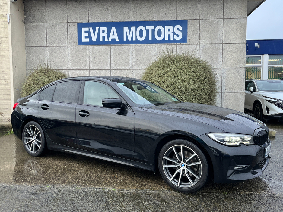 2019 BMW 3 Series 320D SPORT AUTOMATIC 2.0 DIESEL //REVERSE CAMERA//FULL LEATHER HEATED SEATS//CARPLAY// €26,950