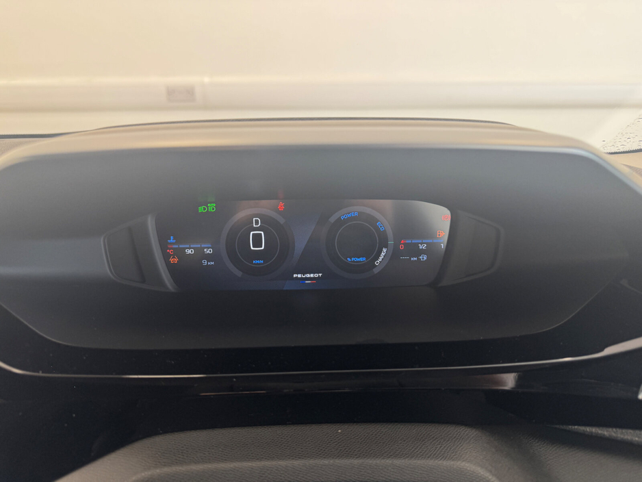 2026 Peugeot 308 - image 15