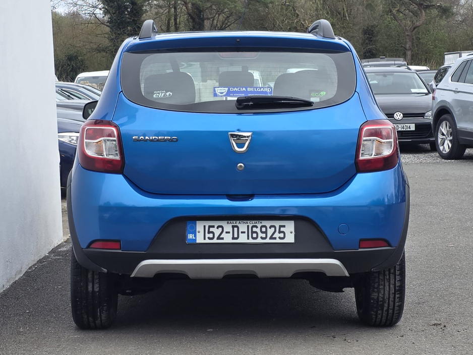 2015 Dacia Sandero Stepway - image 4