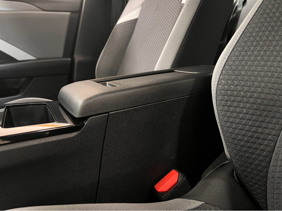 2024 Opel Astra - image 19