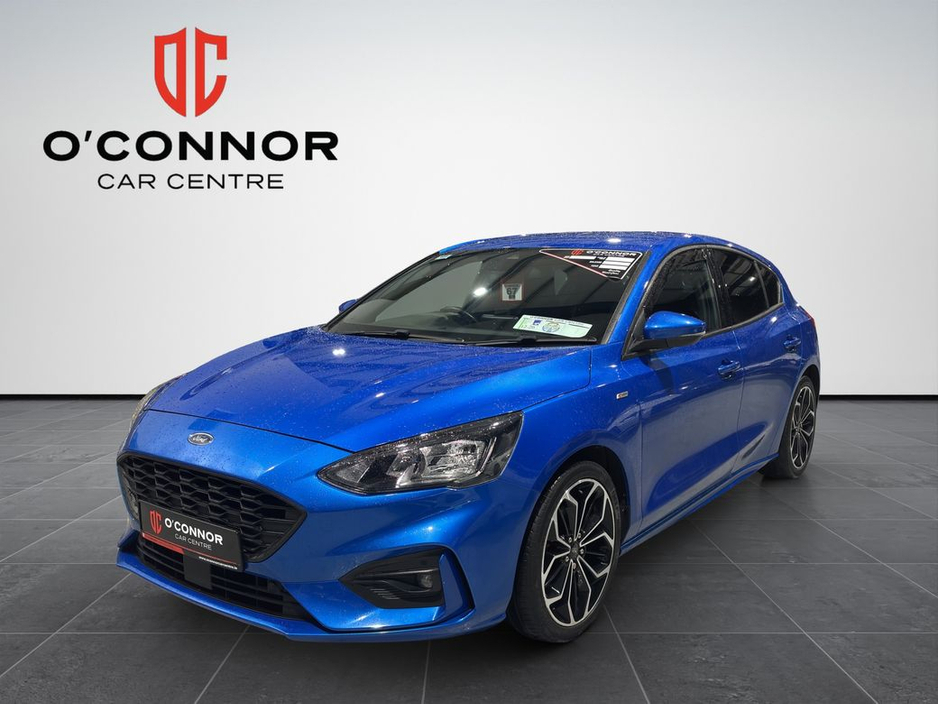 2021 Ford Focus "Compact, classy and ridiculously easy to love" €23,888