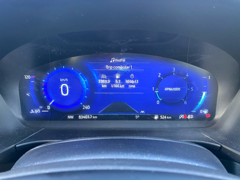 2022 Ford Kuga - image 13