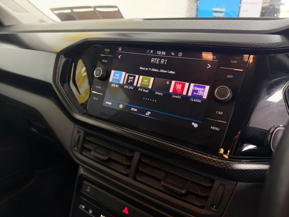 2023 Volkswagen T-Cross Life 1.0 TSI D7F 110HP 5DR AUT €25,777