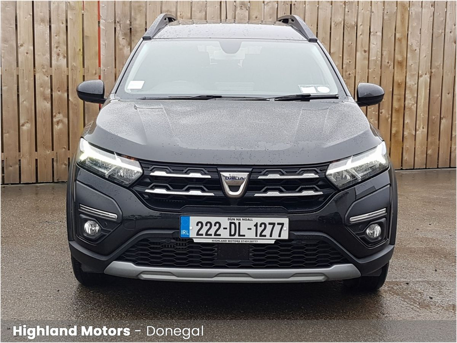 2022 Dacia Jogger - image 9