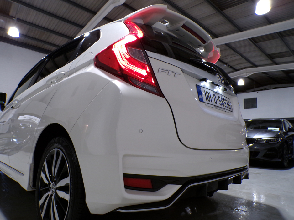 2018 Honda Fit **ONLY 26,000 MILES**HONDA FIT HYBRID S-TYPE**FANTASTIC CONDITION**FULL SAFETY PACK**COLOUR CAMERA**APPLE CAR-PLAY AND ANDROID AUTO**CRUISE CONTROL**ACTIVE BRAKING SYSTEM**FULL SAFETY PACK**HONDA MAGI €13,900