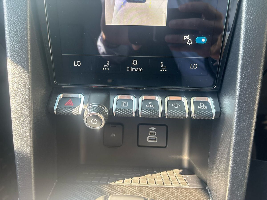 2025 Volkswagen Amarok  €60,810