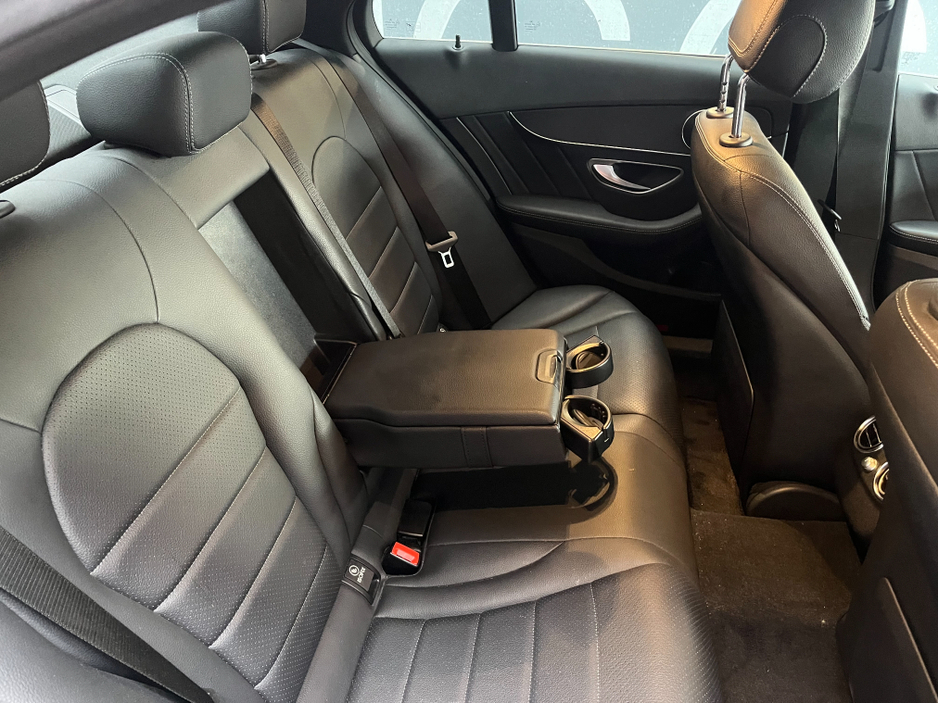 2020 Mercedes-Benz C Class €29950 2020 MERCEDES-BENZ C220D LAUREUS EDITION 2.0 AUTOMATIC / CRUISE CONTROL / REVERSE CAMERA / ELECTRIC MEMORY & HEATED SEATS / PADDLE SHIFTERS / APPLE CARPLAY AND MORE €29,950