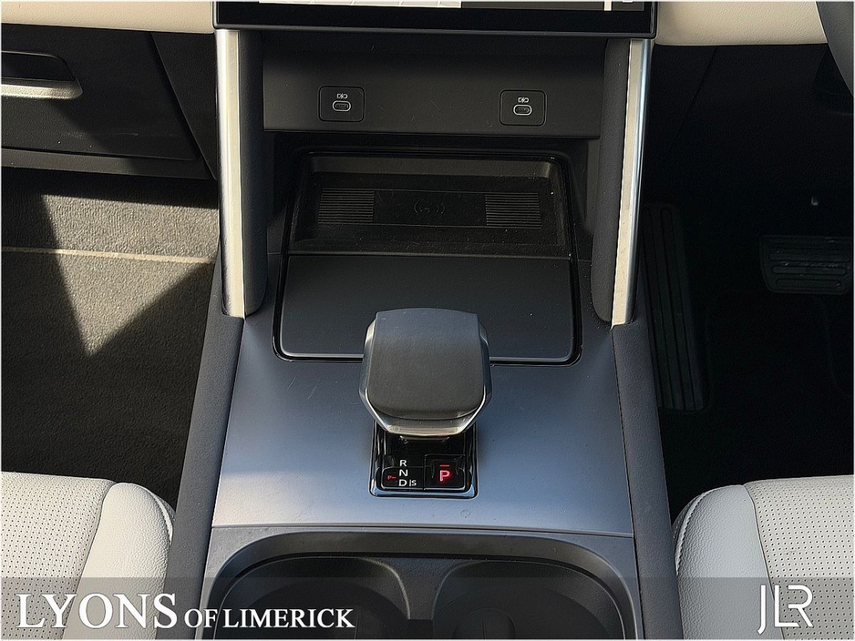 2025 Land Rover Discovery Sport - image 15