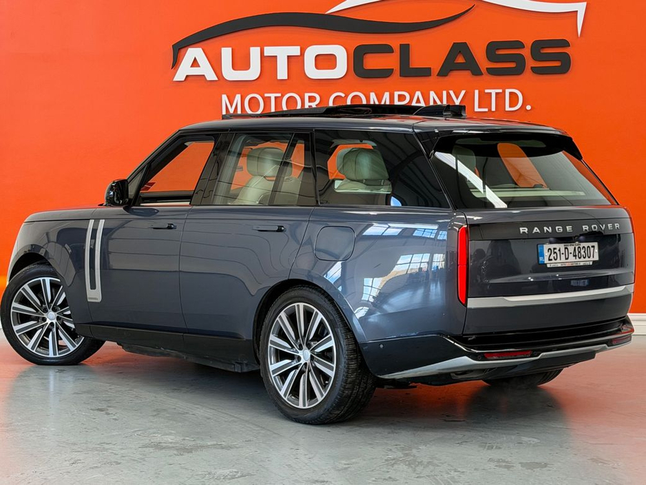 2025 Land Rover Range Rover - image 10
