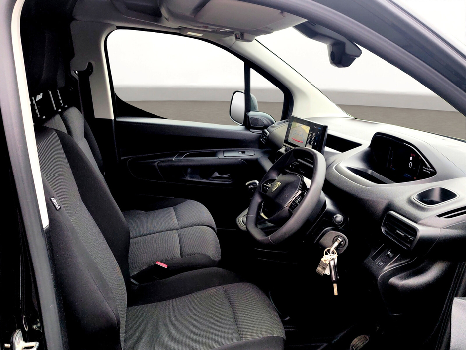 2025 Peugeot Partner - image 10