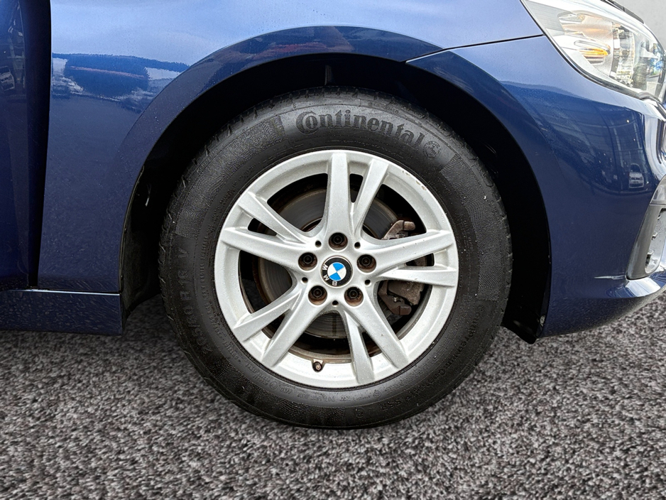 2016 BMW 2 Series - image 16