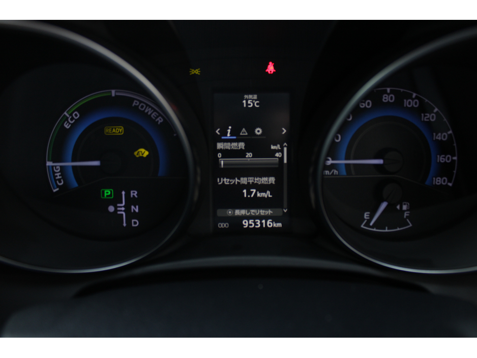 2017 Toyota Auris - image 12