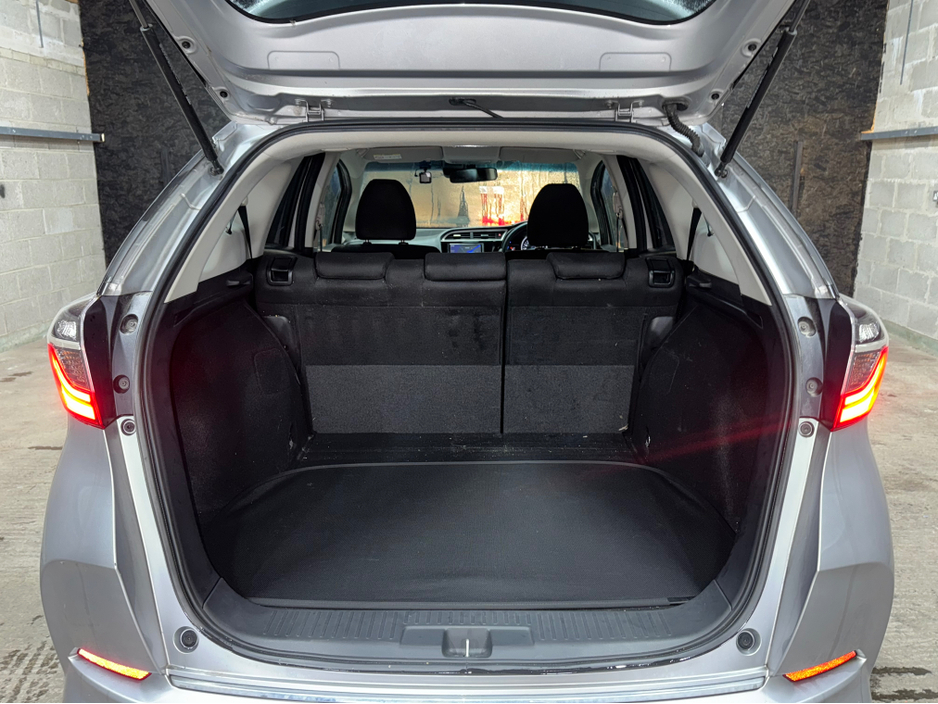 2021 Honda Shuttle 2021 HONDA SHUTTLE | Automatic | ONLY 63,000KMS | €15,999