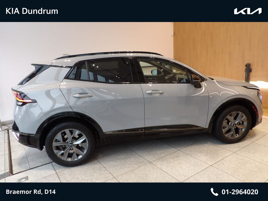 2024 Kia Sportage - image 2